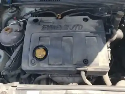 Veicolo di demolizione fiat stilo multi wagon (192) 192a1000.937a7000 dell'anno 2003 alimentato  Veicolo di demolizione fiat stilo multi wagon (192) 192a1000.937a7000 dell'anno 2003 alimentato