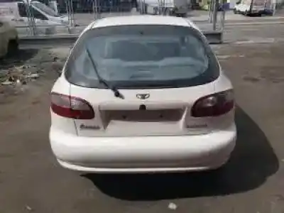 Veículo de Sucata daewoo lanos 1.5 g a15sms-g do ano 1997 alimentado 