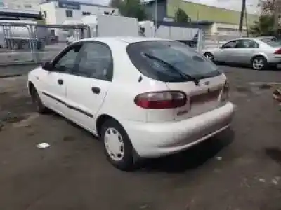 Veículo de Sucata daewoo lanos 1.5 g a15sms-g do ano 1997 alimentado 