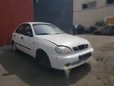 Veículo de Sucata daewoo lanos 1.5 g a15sms-g do ano 1997 alimentado 