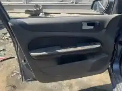 Veículo de Sucata ford focus berlina (cap) d/g8da do ano 2004 alimentado 