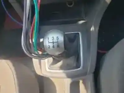 Veículo de Sucata ford focus berlina (cap) d/g8da do ano 2004 alimentado 