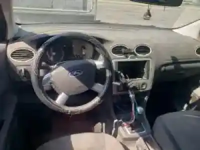 Veículo de Sucata ford focus berlina (cap) d/g8da do ano 2004 alimentado 