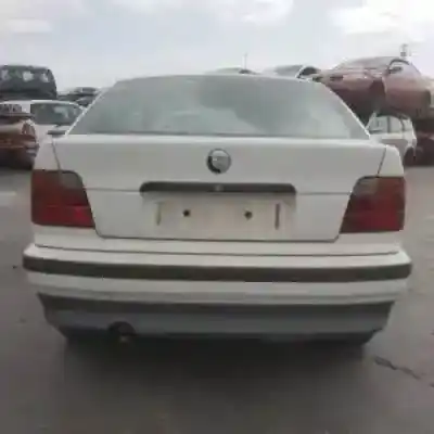 Scrapping Vehicle bmw serie 3 compacto (e36) g-164e2 of the year 1994 powered 