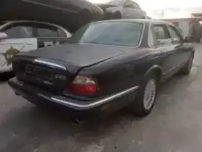 Veículo de Sucata jaguar xj lc do ano 1997 alimentado 