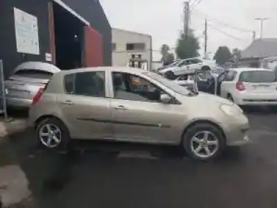 Scrapping Vehicle renault clio iii k9kt766 of the year 2005 powered 