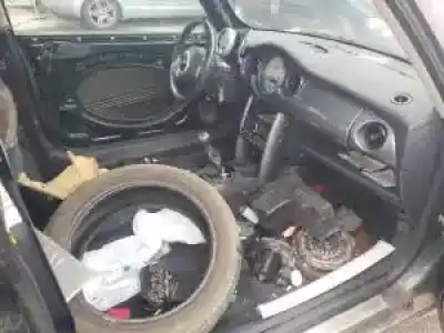 Veículo de Sucata bmw mini (r50,r53) w10b16a do ano 2001 alimentado 