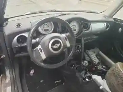 Veículo de Sucata bmw mini (r50,r53) w10b16a do ano 2001 alimentado 