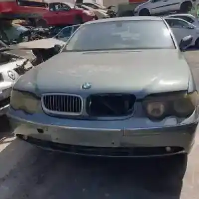 Scrapping Vehicle bmw serie 7 (e65/e66) n62b44a of the year 2002 powered 