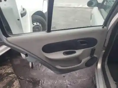 Здавання транспортного засобу renault clio ii fase ii (b/cb0) k9k702 року 2001 потужний 