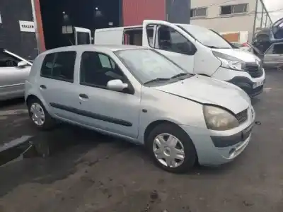 Здавання транспортного засобу renault clio ii fase ii (b/cb0) k9k702 року 2001 потужний 