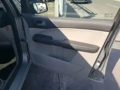 Здавання транспортного засобу ford focus c-max (cap) d-g8da року 2003 потужний 