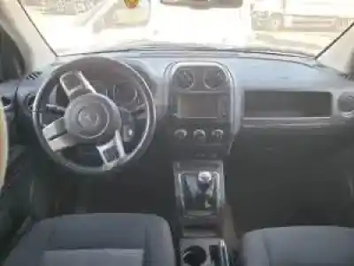 Veicolo di demolizione jeep compass ene dell'anno 2011 alimentato 