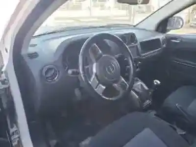 Veicolo di demolizione jeep compass ene dell'anno 2011 alimentato 