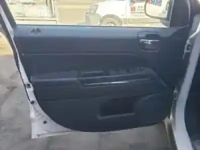 Veicolo di demolizione jeep compass ene dell'anno 2011 alimentato 