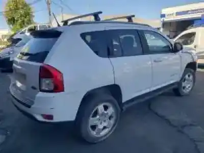 Veicolo di demolizione jeep compass ene dell'anno 2011 alimentato 