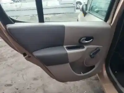 Veicolo di demolizione renault grand modus k9k750 dell'anno 2004 alimentato 