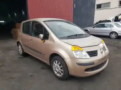 Veicolo di demolizione renault grand modus k9k750 dell'anno 2004 alimentato 