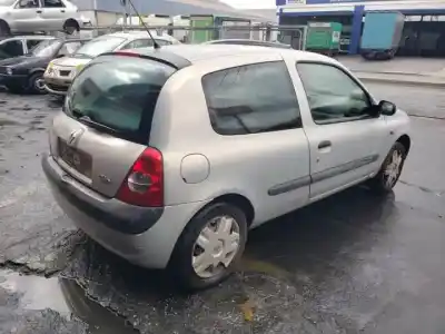 Scrapping Vehicle renault clio ii fase ii (b/cb0) d4fb712 of the year 2001 powered 