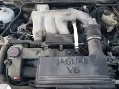 Scrapping Vehicle jaguar x-type (x400) ajv6 of the year 2003 powered 