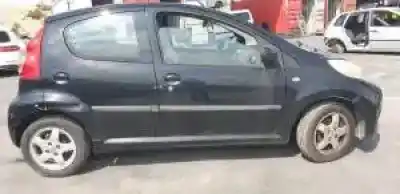 Veículo de Sucata peugeot 107 cfa do ano 2005 alimentado 