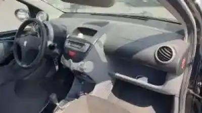 Veículo de Sucata peugeot 107 cfa do ano 2005 alimentado 