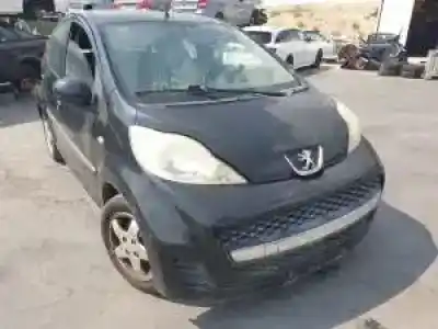 Veículo de Sucata peugeot 107 cfa do ano 2005 alimentado 