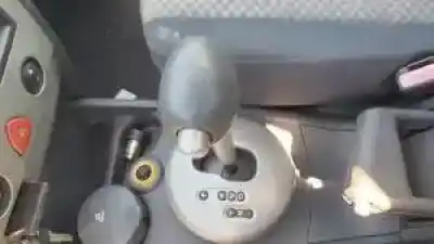 Scrapping Vehicle renault megane ii berlina 5p k4m761 of the year 2004 powered 