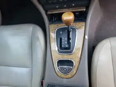 Scrapping Vehicle jaguar s-type eld11 of the year 2004 powered 