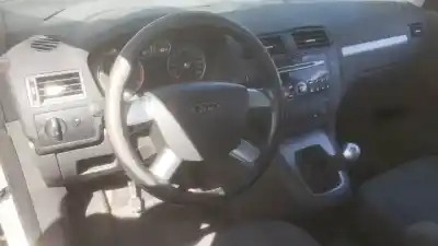 Здавання транспортного засобу ford focus c-max (cap) d-g8da року 2003 потужний 