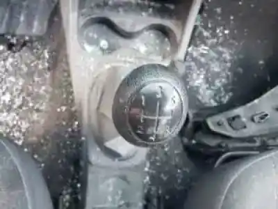 Veicolo di demolizione dacia sandero 1.6 lpg dell'anno 2009 alimentato 