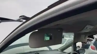 Veículo de Sucata ford galaxy (vy) asz do ano 2004 alimentado 