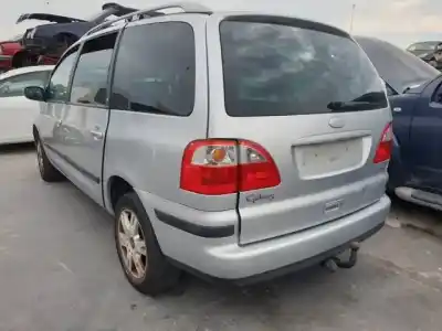 Veículo de Sucata ford galaxy (vy) asz do ano 2004 alimentado 