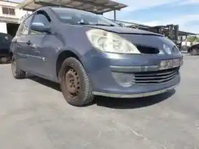 Scrapping Vehicle renault clio iii k9k766 of the year 2005 powered 