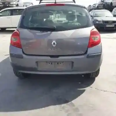 Scrapping Vehicle renault clio iii k9k766 of the year 2005 powered 