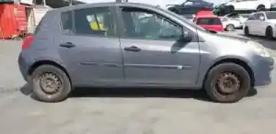 Scrapping Vehicle renault clio iii k9k766 of the year 2005 powered 