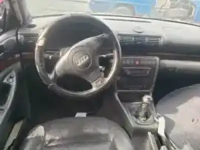 Veículo de Sucata audi a4 berlina (b5) afb do ano 1997 alimentado 