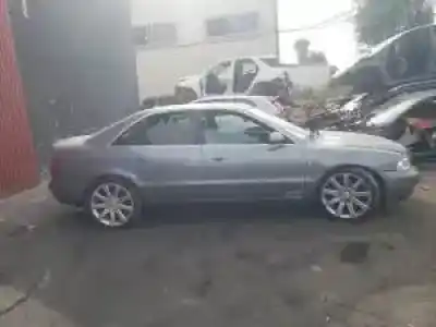 Veículo de Sucata audi a4 berlina (b5) afb do ano 1997 alimentado 