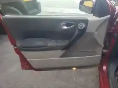 Veicolo di demolizione renault megane ii berlina 5p k4m760 dell'anno 2002 alimentato 