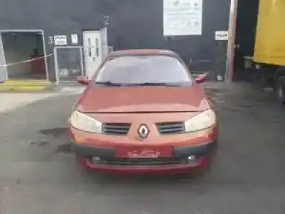 Veicolo di demolizione renault megane ii berlina 5p k4m760 dell'anno 2002 alimentato 