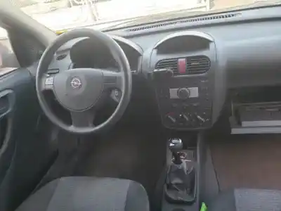 Здавання транспортного засобу opel corsa c z12xep року 2004 потужний 