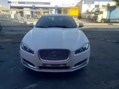 Scrapping Vehicle jaguar                                             xf i (x250)                                                                                                                                                                                                                                                2.2 d                                                                                                                                                                                                                                                      of the year 2013 powered 224dt