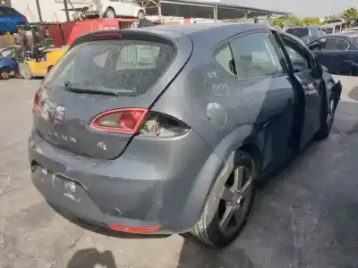 Scrapping Vehicle seat leon (1p1) bkd of the year 2005 powered 