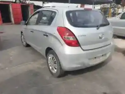Veicolo di demolizione hyundai i20 (pb) g4la dell'anno 2009 alimentato 
