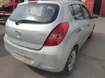 Veicolo di demolizione hyundai i20 (pb) g4la dell'anno 2009 alimentato 