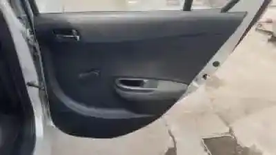 Veicolo di demolizione hyundai i20 (pb) g4la dell'anno 2009 alimentato 