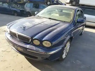 Здавання транспортного засобу jaguar x-type i (x400) 2.5 v6 a las 4 ruedas року 2001 потужний 
