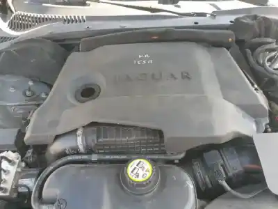 Здавання транспортного засобу jaguar s-type d/7g року 2004 потужний 