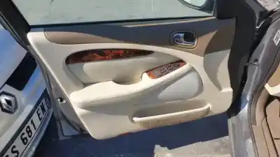 Здавання транспортного засобу jaguar s-type d/7g року 2004 потужний 