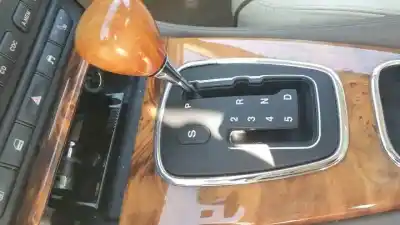 Здавання транспортного засобу jaguar s-type d/7g року 2004 потужний 